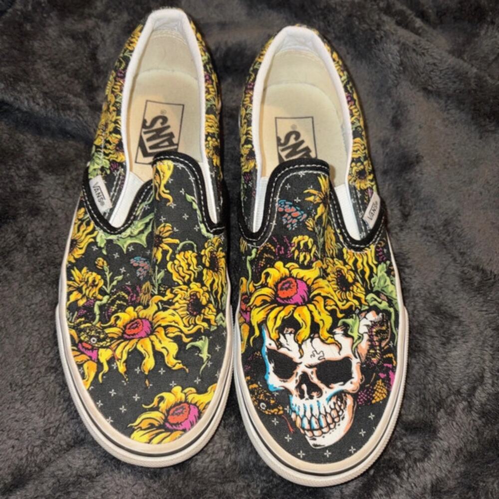 Vans Beauty Skull Classic Slip-On Shoes Black Sunflower Floral Size 7